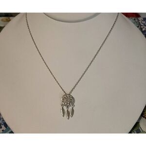 Beautiful New 925 Sterling Silver Dreamcatcher Necklace w/Feather Dangles